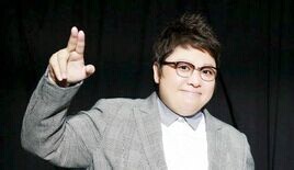 韩红